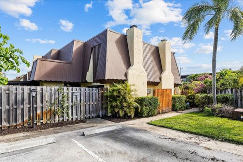 b-3548 Gardens East Dr, Palm Beach Gardens, FL, 33410-5713 | Card Image