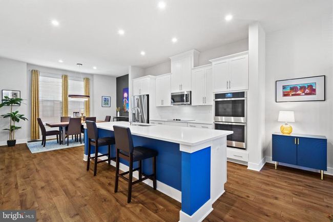 2437 Liberty Loop, Townhouse with 4 bedrooms, 5 bathrooms and null parking in HERNDON VA | Image 4