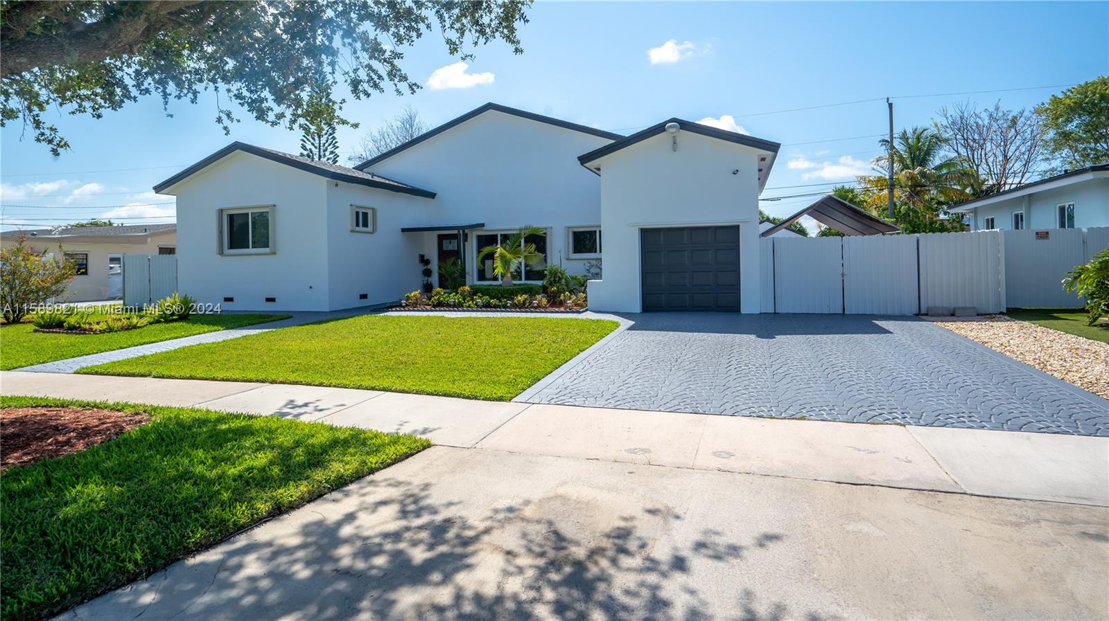Jamaica Dr, Cutler Bay, FL 33189