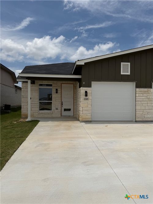 1301 Lone Pine Way, Killeen, TX, 76543 | Card Image