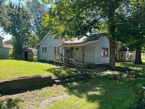2210 Sherman St, Anderson, IN, 46016-4070 | Card Image