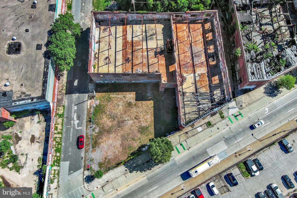 Land in BALTIMORE 5