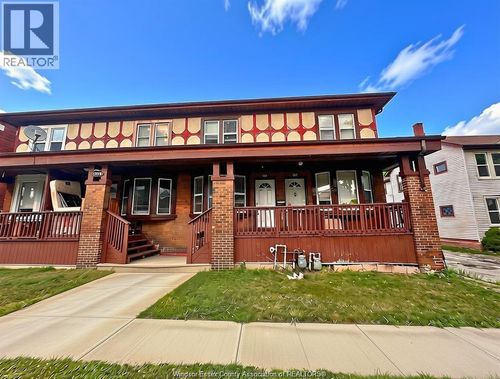 116 Elm Ave, Windsor, ON, N9A5G8 | Card Image