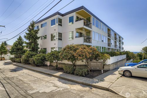 unit-211-1111 S Atlantic St, Seattle, WA, 98134-1742 | Card Image