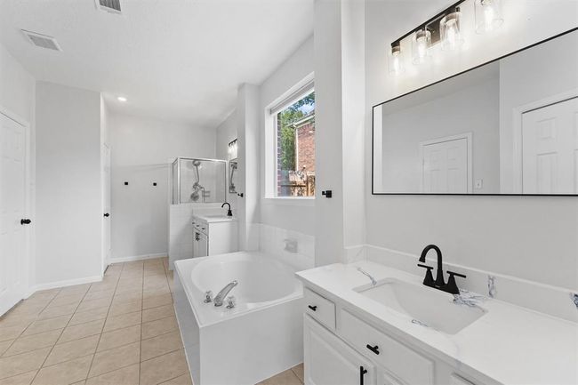 1410 Roundleaf Ct, House other with 4 bedrooms, 2 bathrooms and 2 parking in Katy TX | Image 17