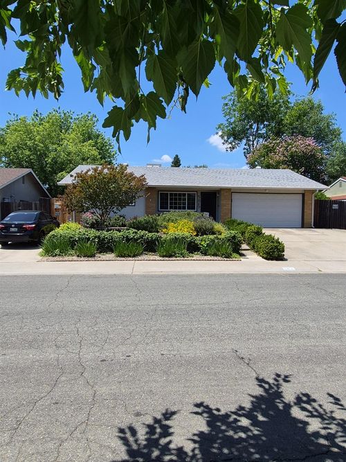 5817 Keyntel St, Citrus Heights, CA, 95621-6418 | Card Image