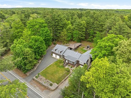 685 Round Top Rd, Burrillville, RI, 02830-1041 | Card Image