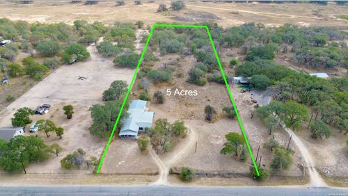 2067 Palo Alto Dr, Von Ormy, TX, 78073-5915 | Card Image