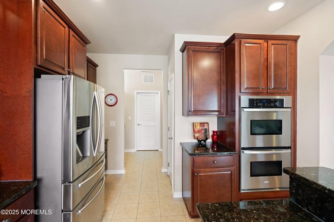 19 E Francesa Ct, Home with 3 bedrooms, 3 bathrooms and null parking in Farmingdale NJ | Image 19