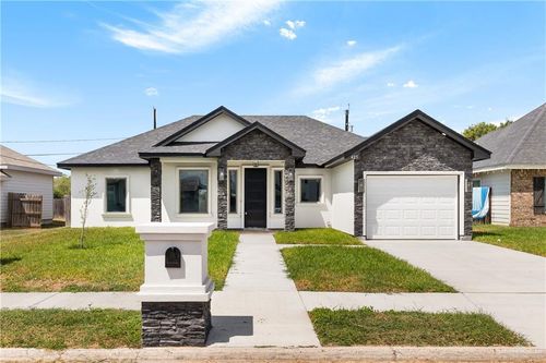 425 Aaron St, Mercedes, TX, 78570-5006 | Card Image