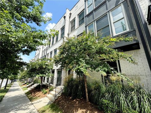552 Ember Ln Nw, Atlanta, GA, 30318-4841 | Card Image
