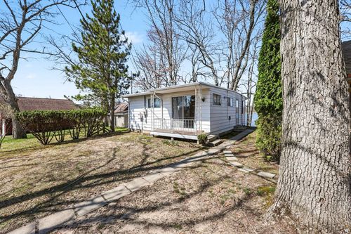 8941 Mott Drive, Napoleon Township, MI, 49201 | Card Image