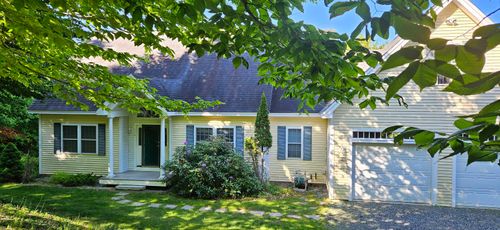 104 Stoney Brook Rd, Newbury, NH, 03255-6023 | Card Image