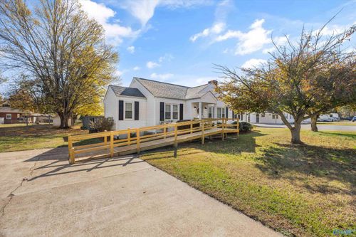 428 College Ave, New Hope, AL, 35760-9037 | Card Image