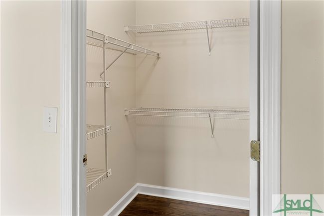 Walk in closet | Image 17