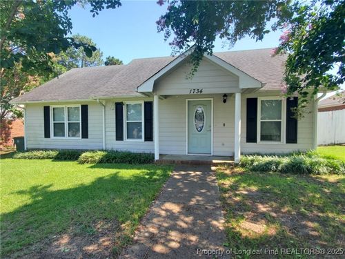 1734 Winnabow Dr, Fayetteville, NC, 28304-4848 | Card Image