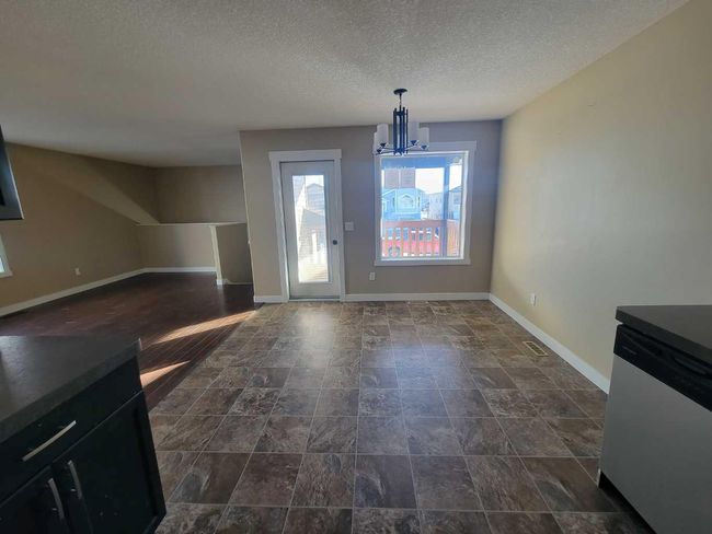 11542 76 Avenue, Home with 5 bedrooms, 2 bathrooms and 4 parking in Grande Prairie AB | Image 11