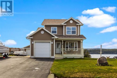 2 Oceanic Dr, Holyrood, NL, A0A2R0 | Card Image