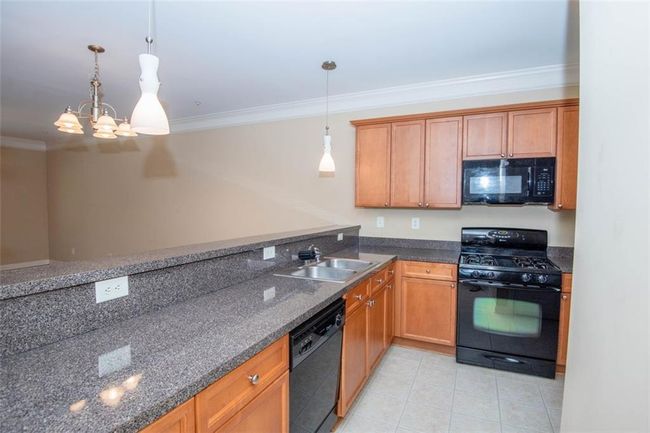 1215 Harris Commons Pl, Townhouse with 3 bedrooms, 3 bathrooms and 2 parking in Roswell GA | Image 7