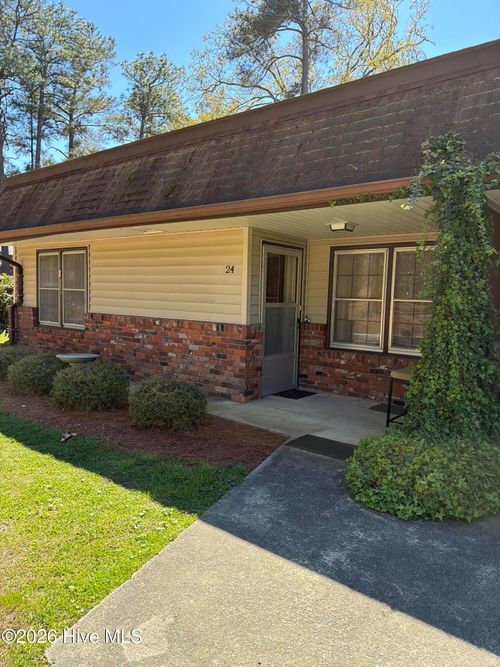 apt-24-570 S May St, Southern Pines, NC, 28387-6049 | Card Image