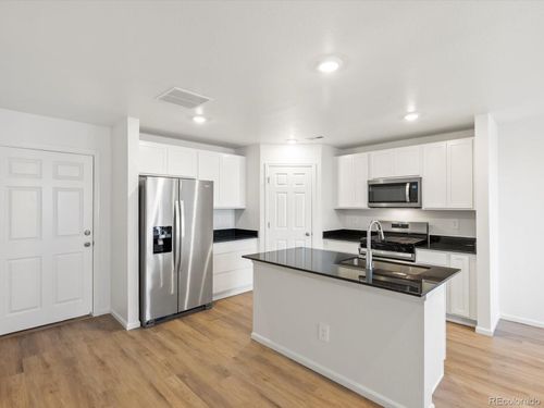 21256 E 65th Drive, Aurora, CO, 80019 | Card Image