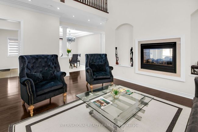 133 Hatton Garden Rd, House other with 4 bedrooms, 4 bathrooms and 4 parking in Woodbridge ON | Image 7