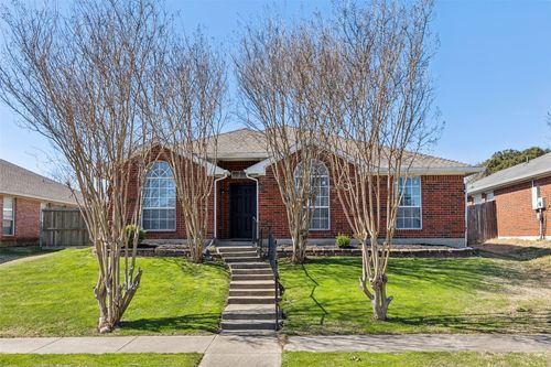4501 Crystal Ln, Garland, TX, 75043-6657 | Card Image