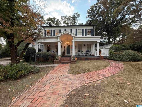 129 Forest Rd, HUEYTOWN, AL, 35023-2434 | Card Image