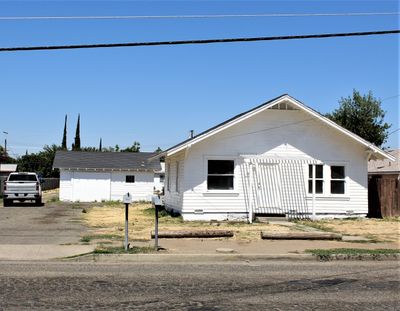 131 N Villa Front House & Detached Garage | Image 1