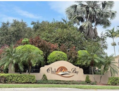 106-9-1575 Ne 33rd Ave, Homestead, FL, 33033-6183 | Card Image