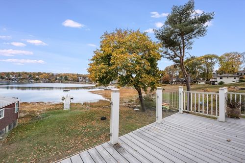 95 Wheeler St, Gloucester, MA, 01930-1640 | Card Image