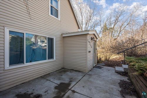 2208 W 8th St, Duluth, MN, 55806-1541 | Card Image