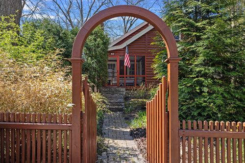 50 Pokagon Trl, New Buffalo, MI, 49117-9174 | Card Image