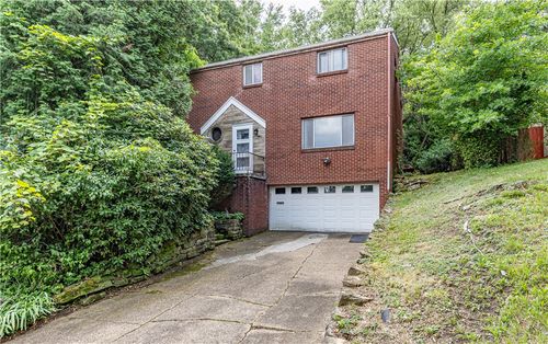 118 Washington Rd, Pittsburgh, PA, 15221-4438 | Card Image