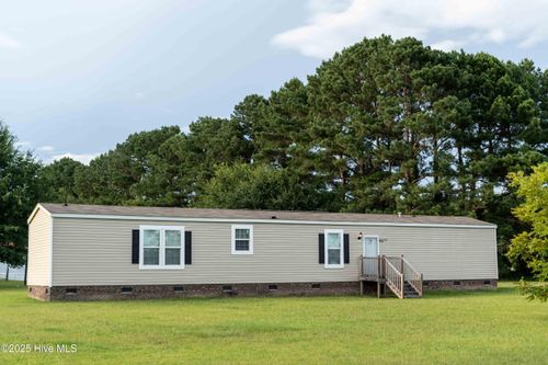 903 Ball Park Rd, Bladenboro, NC, 28320-6882 | Card Image
