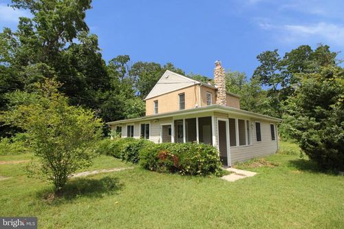 201 Lincoln Ave, Mount Holly, NJ, 08060-2051 | Card Image