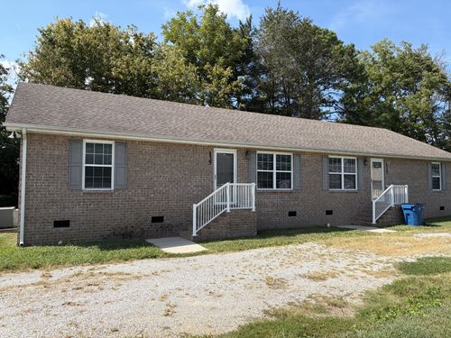 135 Hunt St, Manchester, TN, 37355-2946 | Card Image