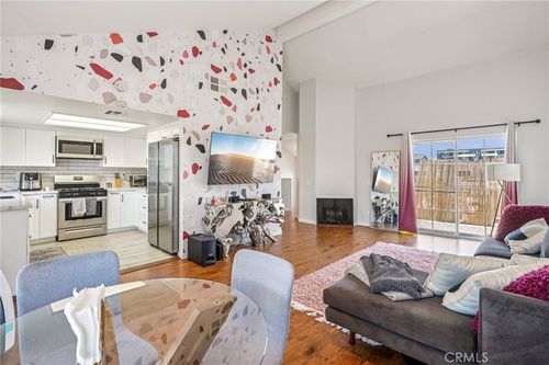 6-326 E Hazel St, Inglewood, CA, 90302 | Card Image