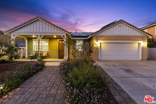 445 Edgewood Dr, Fillmore, CA, 93015-1846 | Card Image