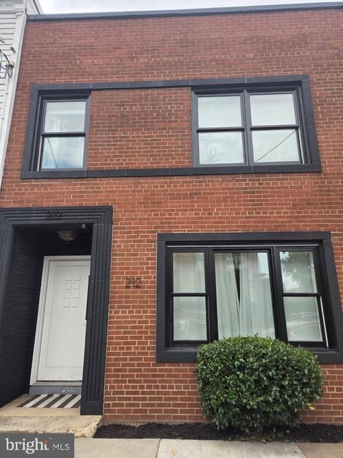 101-212 N Patrick St, ALEXANDRIA, VA, 22314-2455 | Card Image