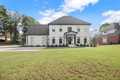 4626 Windsor Drive, House other with 4 bedrooms, 3 bathrooms and 2 parking in Flowery Branch GA | Image 2