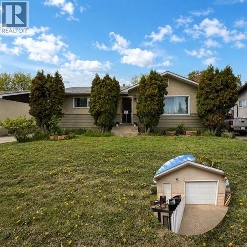 9636 108 Avenue, Grande Prairie, AB, T8V1N4 | Card Image