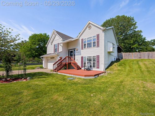 11220 Silver Dr, Whitmore Lake, MI, 48189-9784 | Card Image
