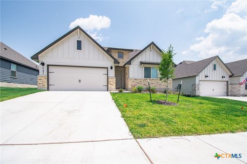 2342 Bee Creek Dr, Copperas Cove, TX, 76522-9725 | Card Image