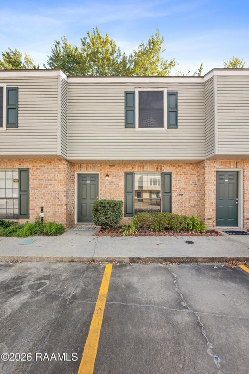504-100 Winchester Dr, Lafayette, LA, 70506-8404 | Card Image