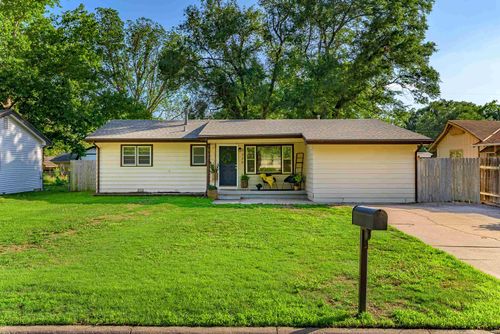 1339 N El Paso Dr, Derby, KS, 67037-2903 | Card Image