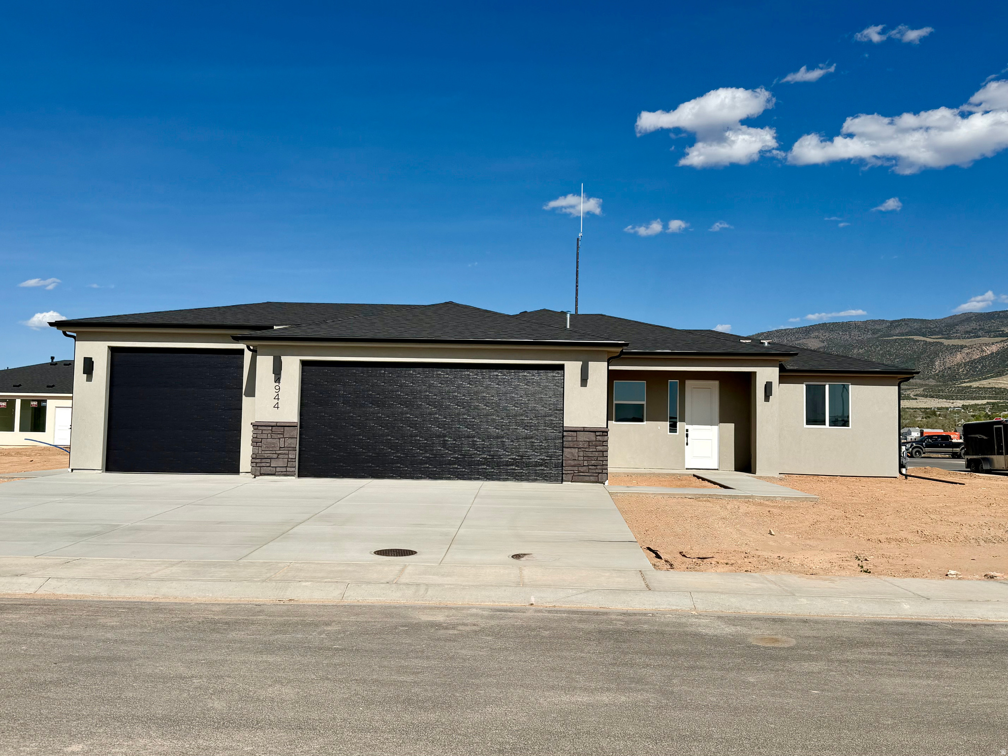 Residential in Enoch