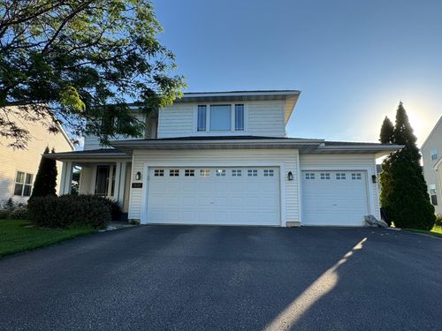 1849 Penstemon Ln, Shakopee, MN, 55379-3162 | Card Image