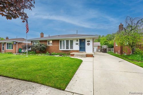 1894 Pinetree Dr, Trenton, MI, 48183-1713 | Card Image