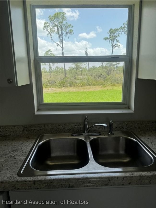1411 Bittersweet St, House other with 3 bedrooms, 2 bathrooms and null parking in LAKE PLACID FL | Image 9